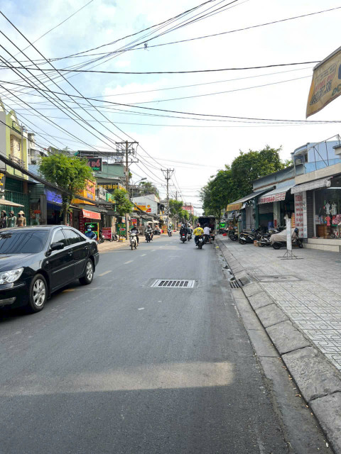 NHÀ MBKD (4x21) MẶT TIỀN NGUYỄN VĂN QUÁ, ĐÔNG HƯNG THUẬN, Q12