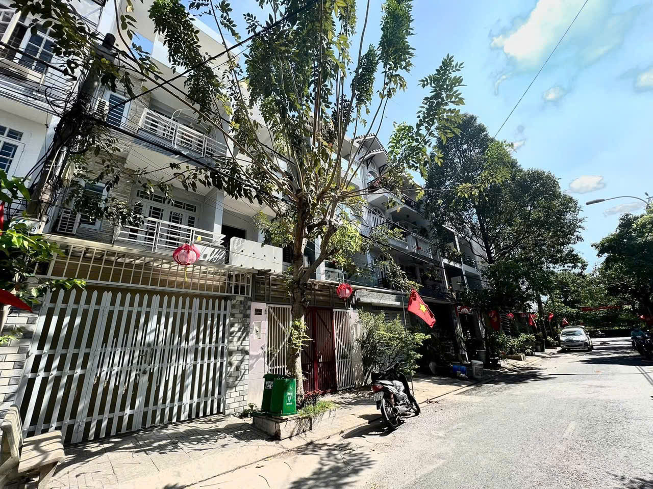 BÁN NHÀ KDC AN SƯƠNG – NHÀ ĐẸP 4 TẤM – GIÁ CHỈ 8.8 TỶ