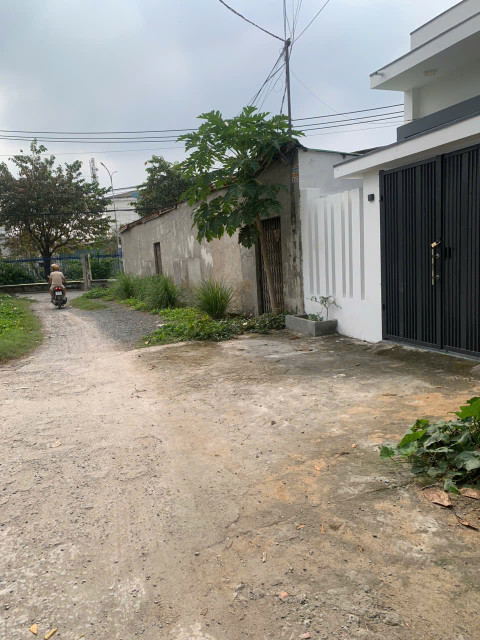 Bán lô đất thổ cư 5x23m, kế bên trường dạy nghề Thành Công