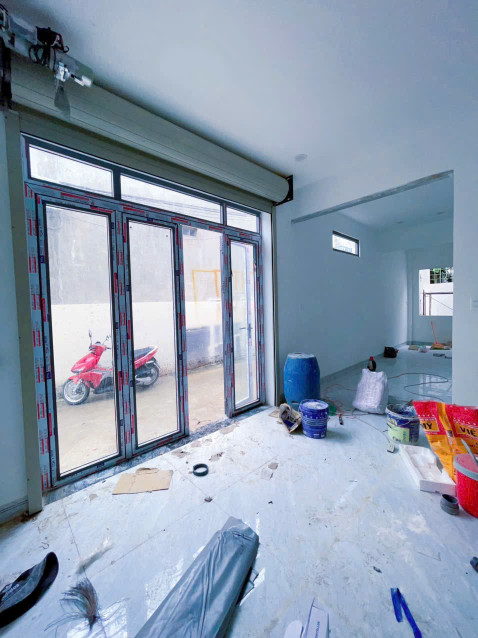 Bán nhà 1T1L P.Tân Phong, gần chợ 26, đương oto thông chỉ 2 tỷ440