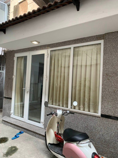 HẺM ÔTÔ ĐẬU CỬA, KHU VIP NGUYỄN VĂN TRỖI P1 TÂN BÌNH, GẦN SÂN BAY, GIÁP PHÚ NHUẬN, 24M2 NHÀ 4 TẦNG 3PN, CHỈ 3 TỶ.