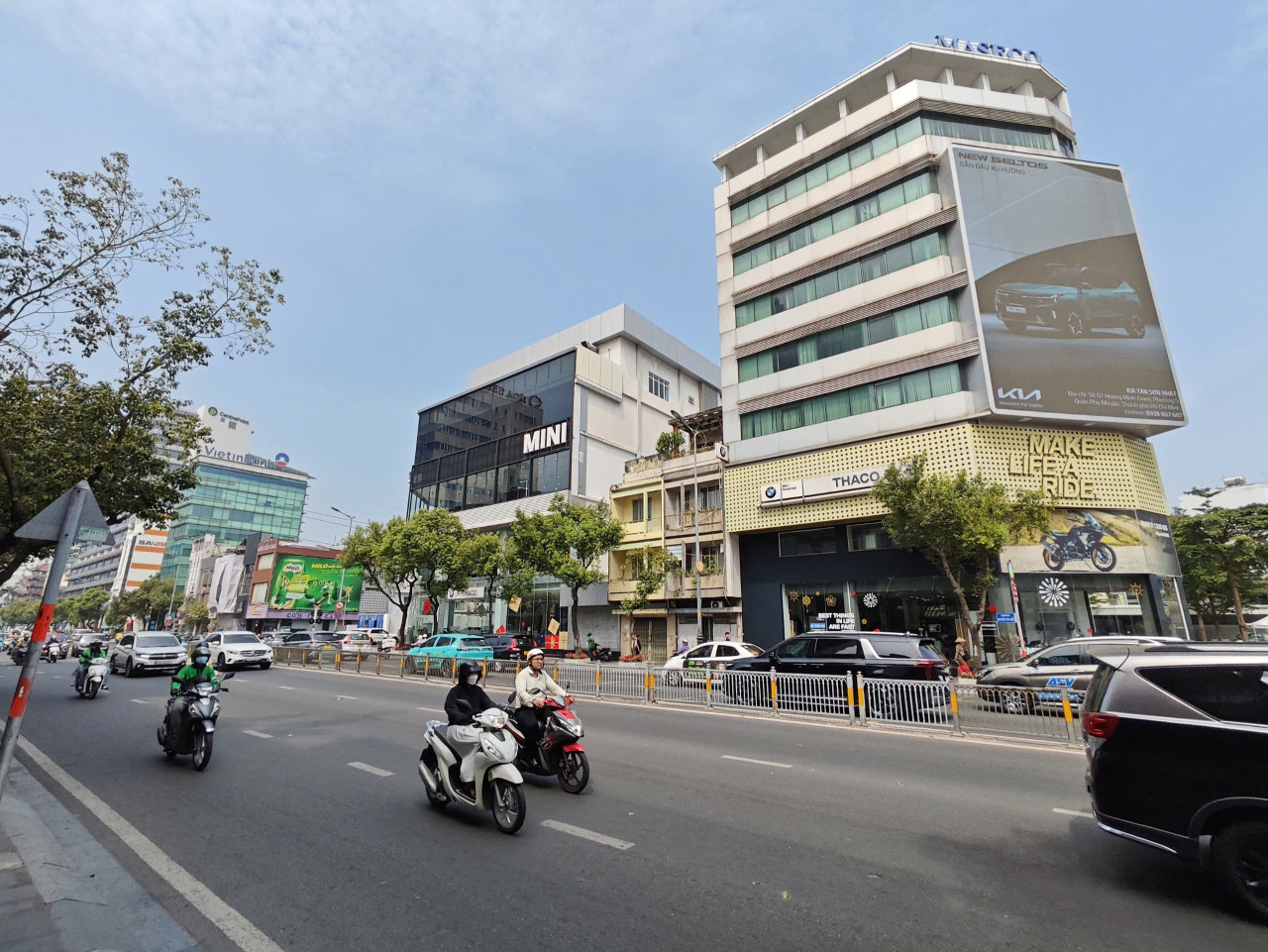 🏣🔥CHDV DÒNG TIỀN 80TR – 8 TẦNG – 13PN – SÁT NGUYỄN VĂN TRỖI – HXH – PHÚ NHUẬN – 15.X T.Ỷ✨🏣