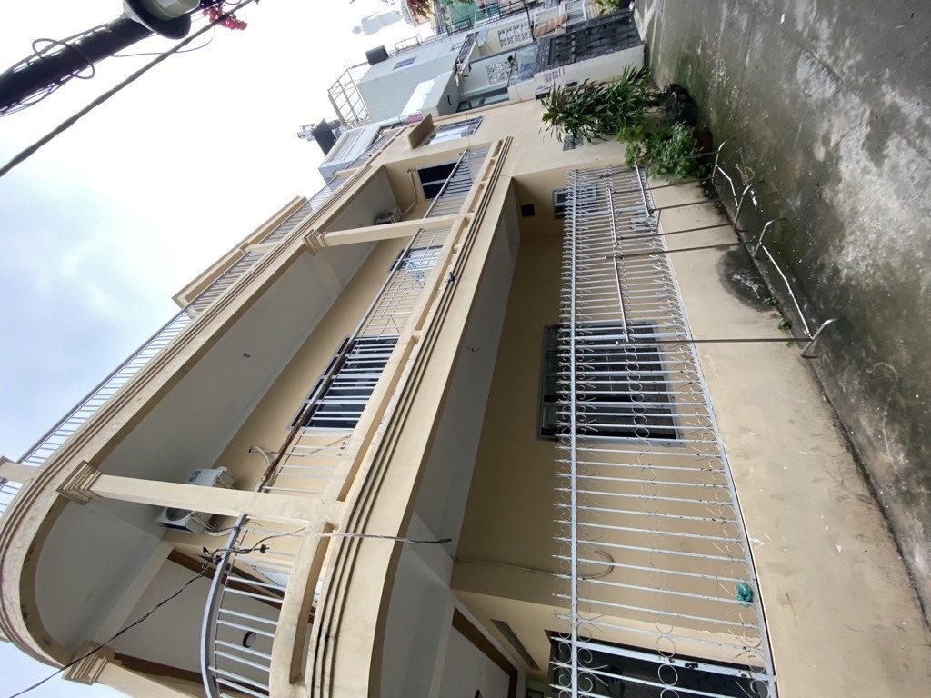 Bình thạnh căn góc chủ gấp bán