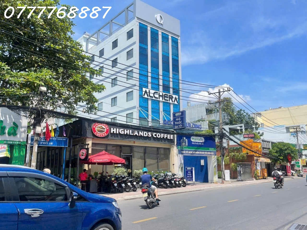 Góc 2 MT Nguyễn Xí 2 chiều, kế bên Vincom đang cho Hight Land thuê