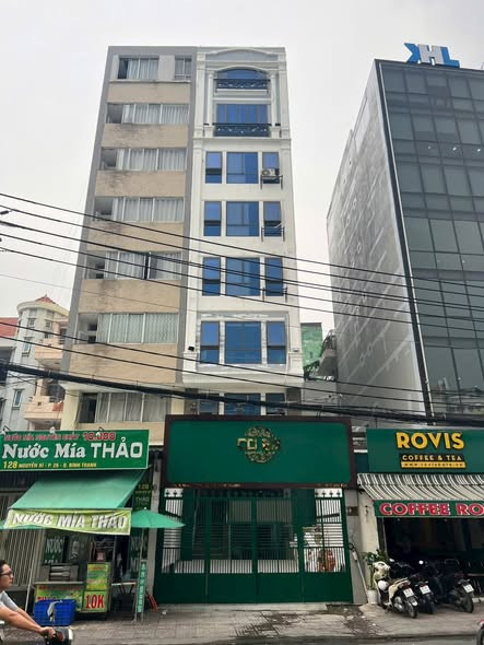 59 Tỷ - HĐT: 125tr/th! Mặt tiền Nguyễn Xí 2 chiều - 5.6 x 32m - Hầm 8 Tầng