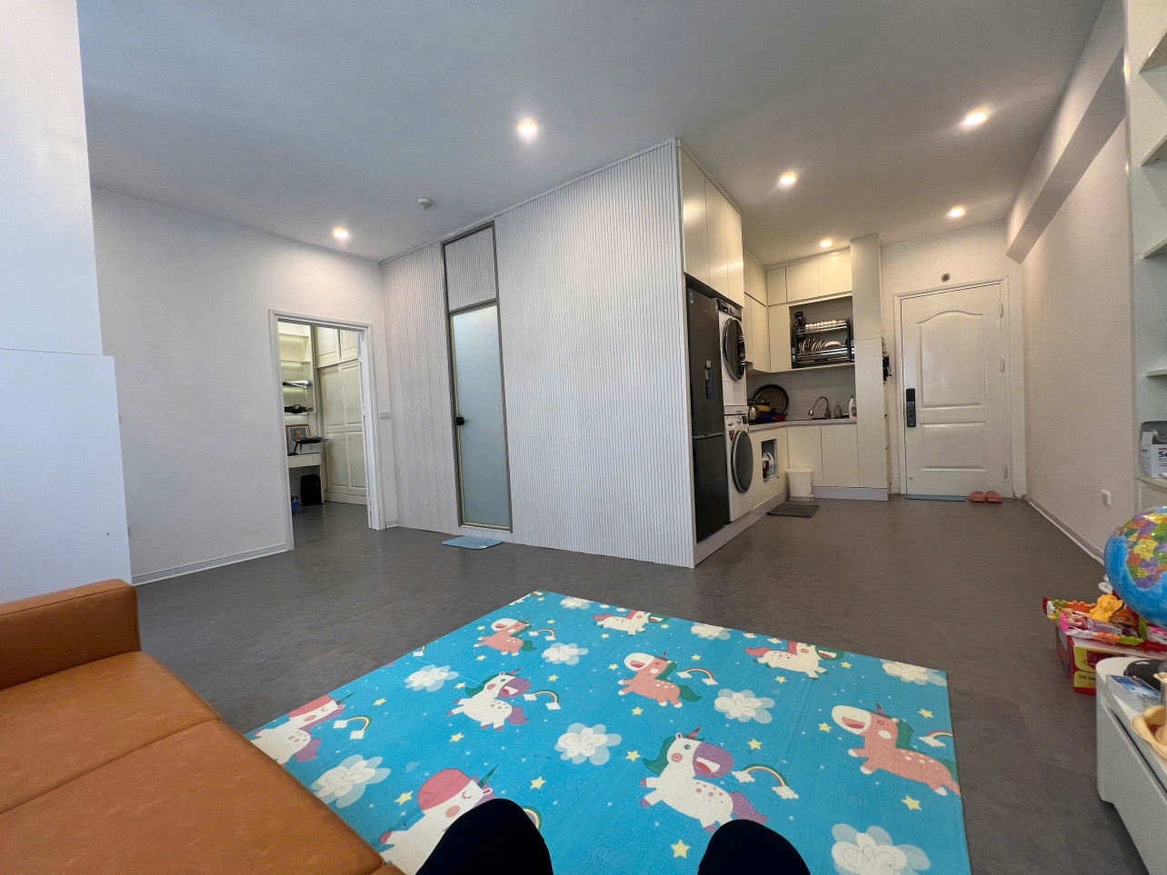 Quận Hoàng Mai - Chung cư Vinaconex tòa D - diện tích 50m2 FULL đồ, căn góc view siêu đẹp, sổ đỏ, giá chỉ hơn 3 tỷ xíu