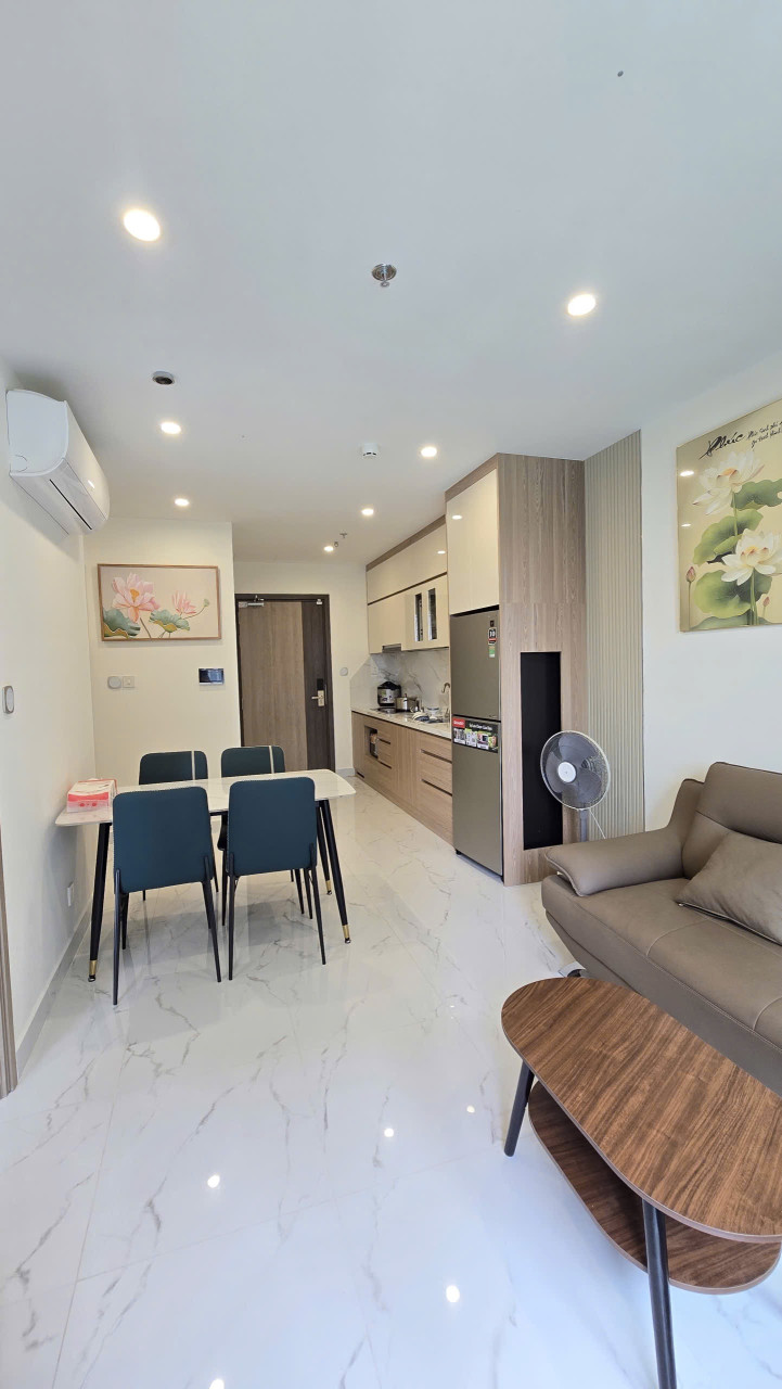 Cho thuê cung cư 2 phòng ngủ full nội thất, nhà mới 100% glory height vinhome grand park