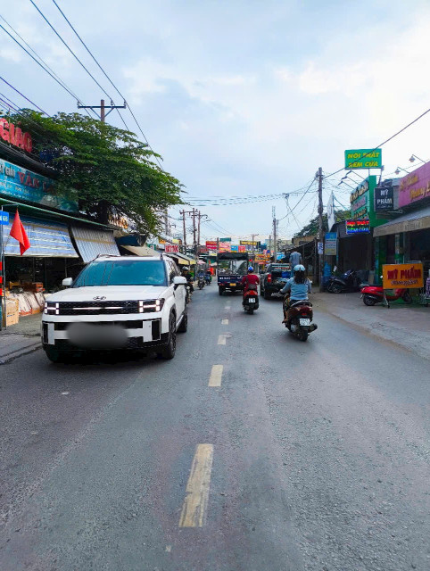 Giảm sâu 1 tỷ Gấp Bán lô đất ODT 100.9m² Mặt tiền đường, ngang 4.5m ngay Vinhomes Nguyễn Xiển Quận 9