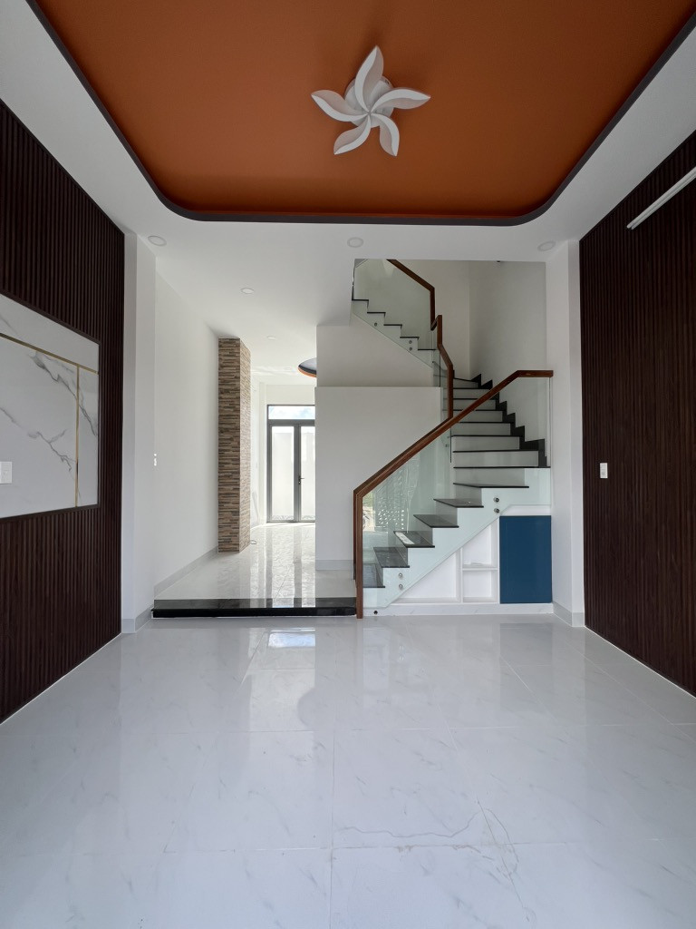 🏡 NHÀ ĐẸP HẺM XE HƠI 7M 3 TẦNG CHỈ 5.X TỶ NGUYỄN XIỂN CẠNH VINHOMES Q9