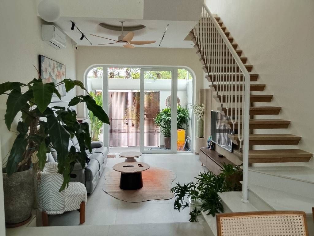 🚨🏡 GIẢM SỐC B-Á-N LẸ NHÀ ĐẸP HIỆN ĐẠI, 3TẦNG NỘI THẤT XỊN SÁT MT NGUYỄN XIỂN GIẢM CÒN 5.X TỶ GẦN VINHOMES Q9, SÁT VÀNH ĐAI 3