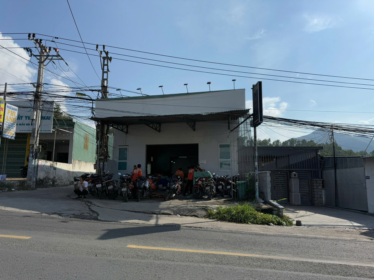Bán lô đất lớn góc 2 mặt tiền Nguyễn Xiển, Vĩnh Ngọc, Nha Trang gần Cao đẳng sư Phạm TW