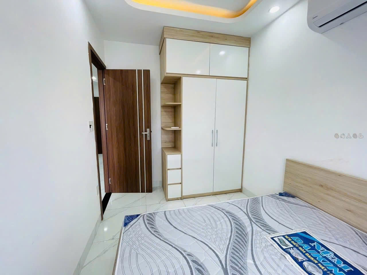 CẦN PASS GẤP 2 CĂN HỘ 1 PHÒNG NGỦ FULL NỘI THẤT – NGAY LOTTE MART, CẦU TIÊN SƠN