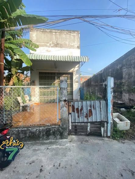 Bán nhà 65.8m² full thổ cư ngang 4m giá 900 triệu gần đường Mậu Thân 2 (Tạ Uyên) Phường Phước Hậu, tỉnh Vĩnh Long
