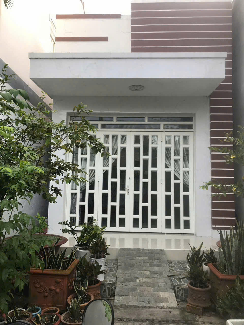 Bán nhà 148m² ngang 5 m giá 3.2 tỷ Phường Tân Hạnh