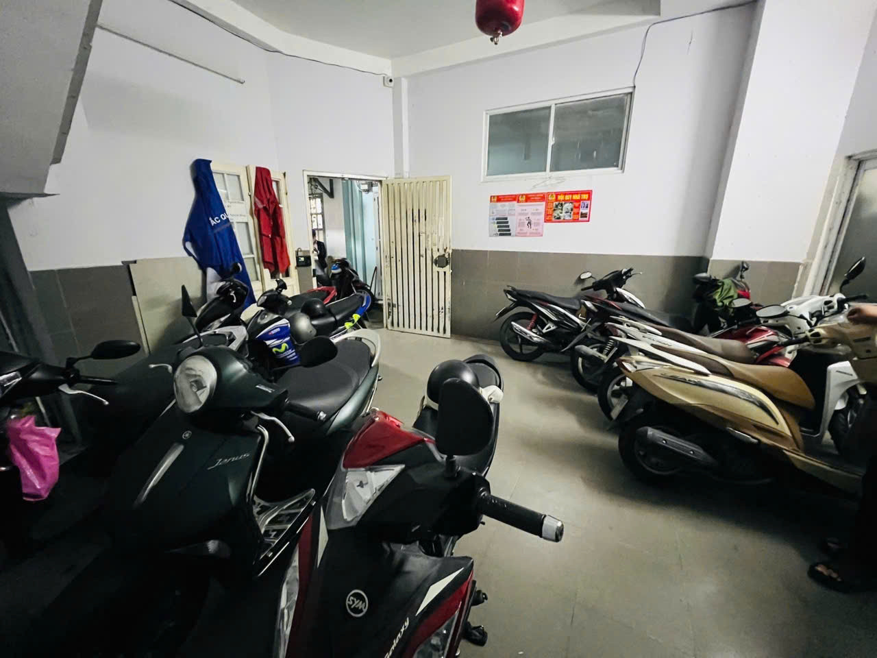 SIÊU PHẨM - CHDV - DÒNG TIỀN 50TR/TH - NGUYÊN HỒNG BÌNH THẠNH - 5 TẦNG BTCT - BÁN 10.5 TỶ - TL TỐT - FULL KÍN PHÒNG