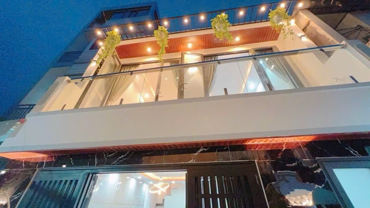 Nhà Nơ Trang Long giá 3.3 Bình Thạnh Tiện ích đầy đủ lh xem nhà ngay