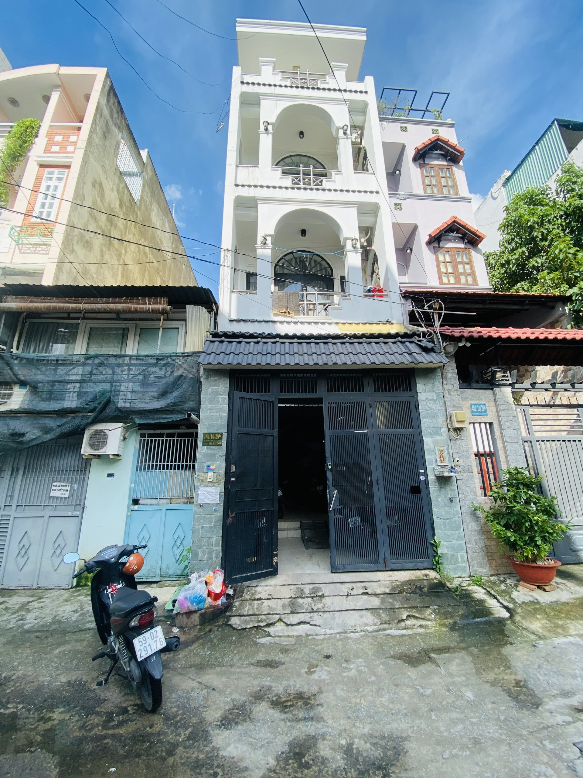 Bán nhà Nơ Trang Long Bình Thạnh diện tích 72,6m2 giá 3 tỷ 250 vị trí đẹp sổ riêng khu dân cư ổn định.