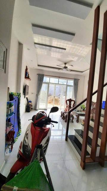 Bán Nhà 2 Tầng Mới Hẻm Xe Hơi 60m2_5*12 Gần Phạm Văn Đồng Linh Đông Thủ Đức Chỉ 5.6 tỷ Hiếm Có
