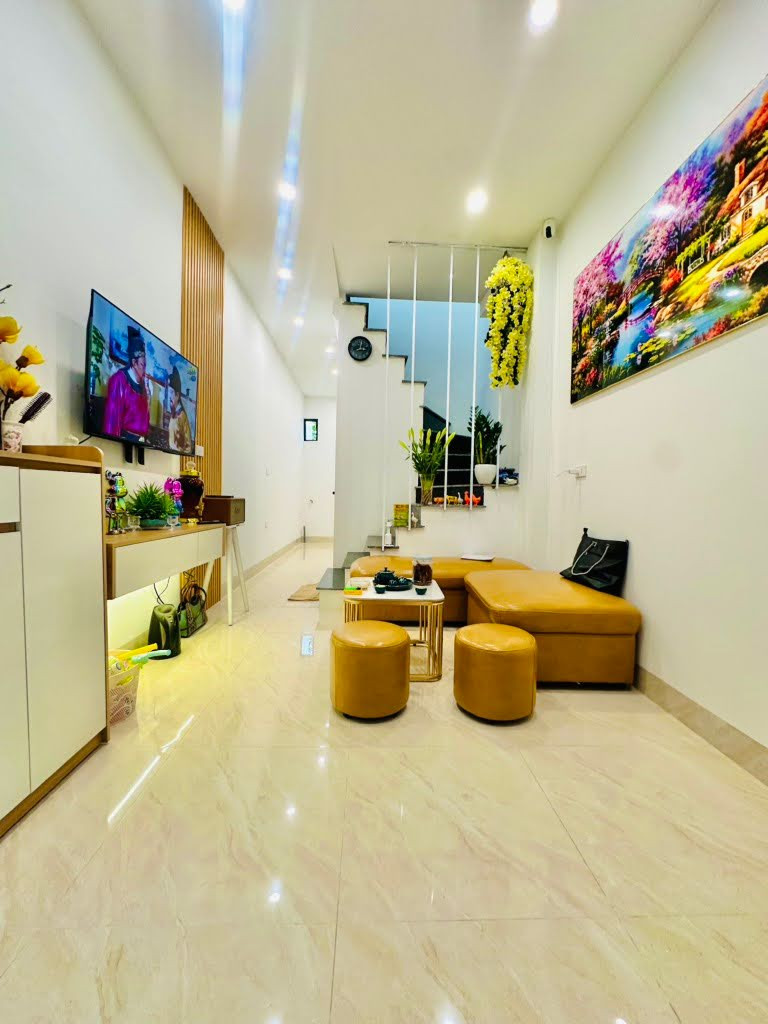 BÁN NHÀ PHỐ TRƯƠNG ĐỊNH - HOÀNG MAI - 24M2 GIÁ CHỈ 2 TỶ X