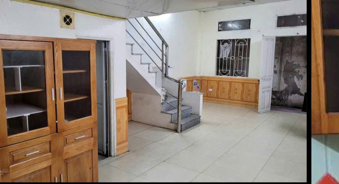 Cho thuê nhà nguyên căn Phố Tân Mai, 50m2 x 2 tầng, 2 ngủ, 7.5 Triệu