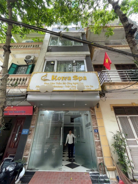 BÁN NHÀ TRẢ NỢ - MẶT PHỐ MINH KHAI 45M - KINH DOANH ĐA DẠNG - VỈA HÈ ĐÁ BÓNG SĐCC. CHỈ HƠN 15 TỶ