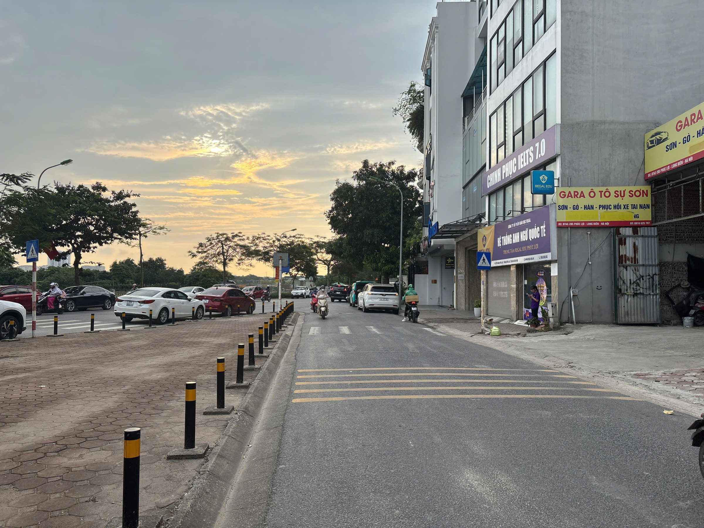 Tòa nhà mặt phố - 6 làn xe - 190m - vỉa hè kinh doanh - dòng tiền