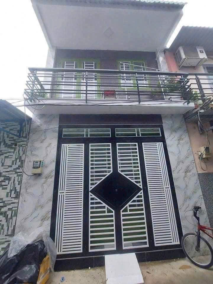 Nhà đẹp sau Chợ Nữ Dân Công Vĩnh Lộc A.