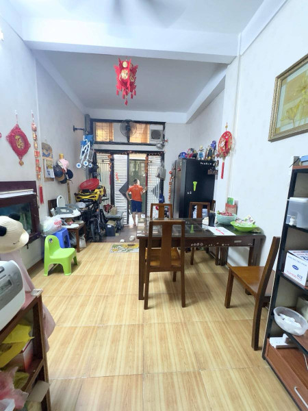 Bán nhà phố Núi Trúc, phường Ba Đình, Quận Ba Đình  6 tầng, diện tích 21m2