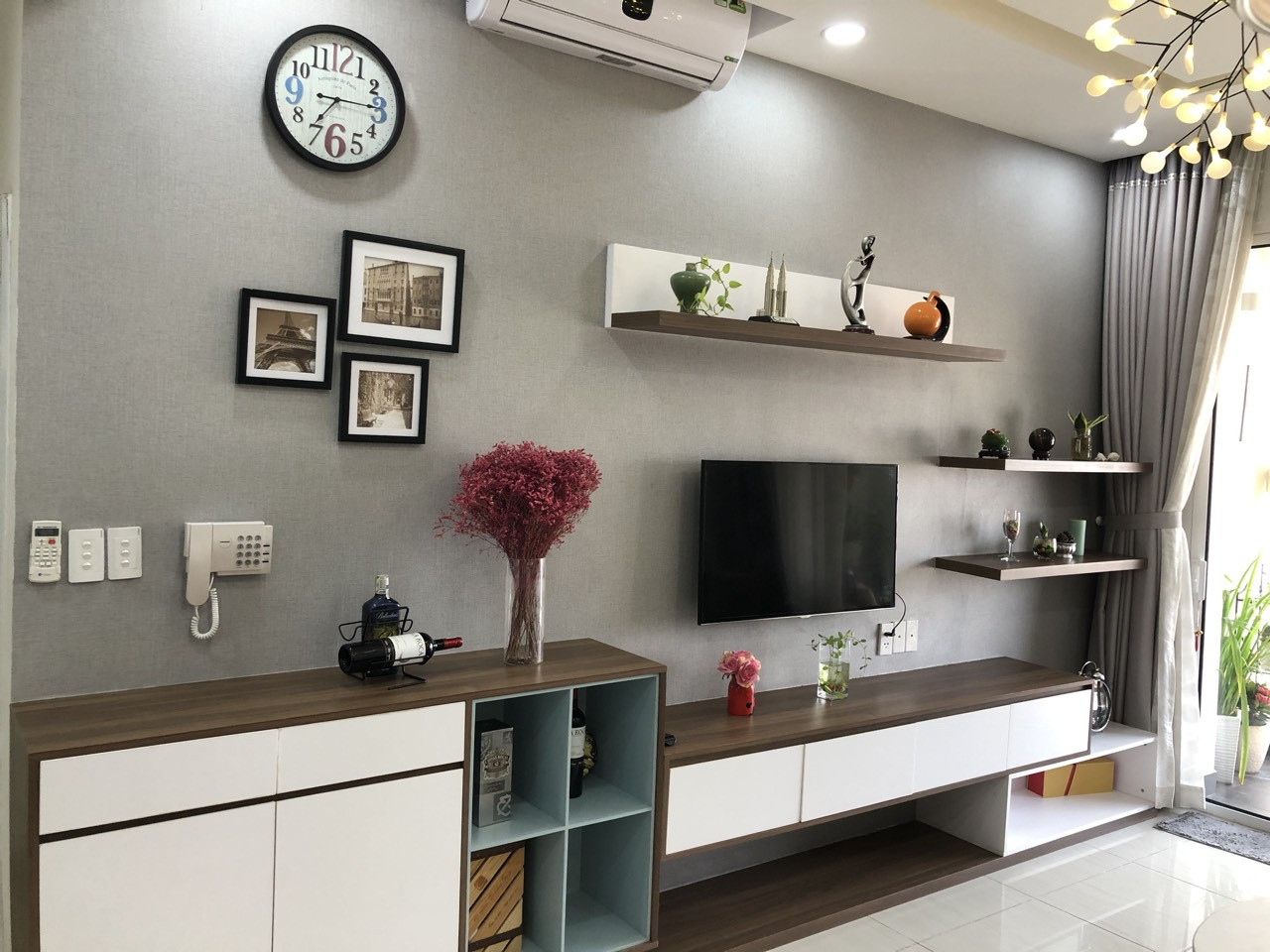Chủ nhà gấp bán căn hộ 312 Lạc Long Quân,65m2, 2pn, 2wc, nhà mới đẹp, 2.75 tỷ