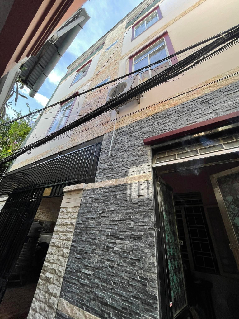 Bán nhà 2,5 Tầng 10Phong, kiệt Nguyễn Tất Thành