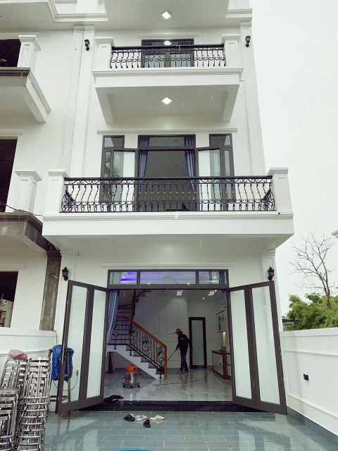 Bán nhà căn biệt Thự 3 Tầng Tân cổ Điển- P Mỹ Thượng, TP Huế