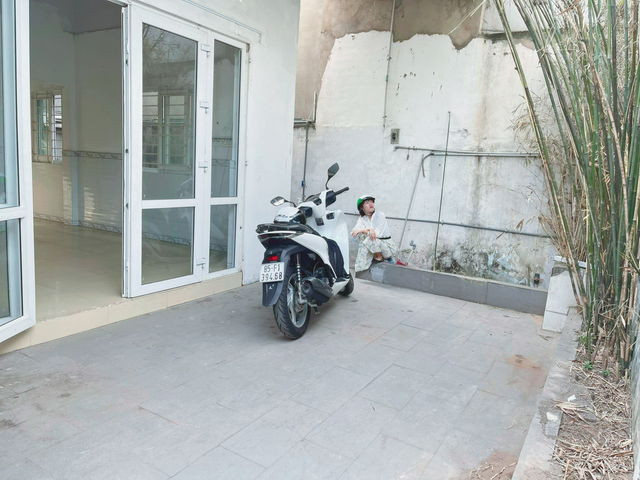 NHÀ DIỆN TÍCH LỚN 82M2, NGANG 5,5M - DÒNG TIỀN CHO THUÊ- SÁT HẺM XE TẢI GIẢM CÒN 4.69 TỶ