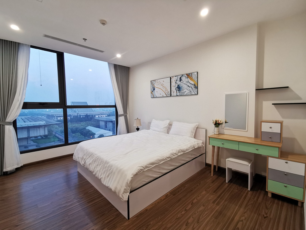 Rao căn 3 ngủ, 110m- Vinhome Westpoint W1, Đỗ Đức Dục, Mễ Trì. Mời anh chị ghé xem.