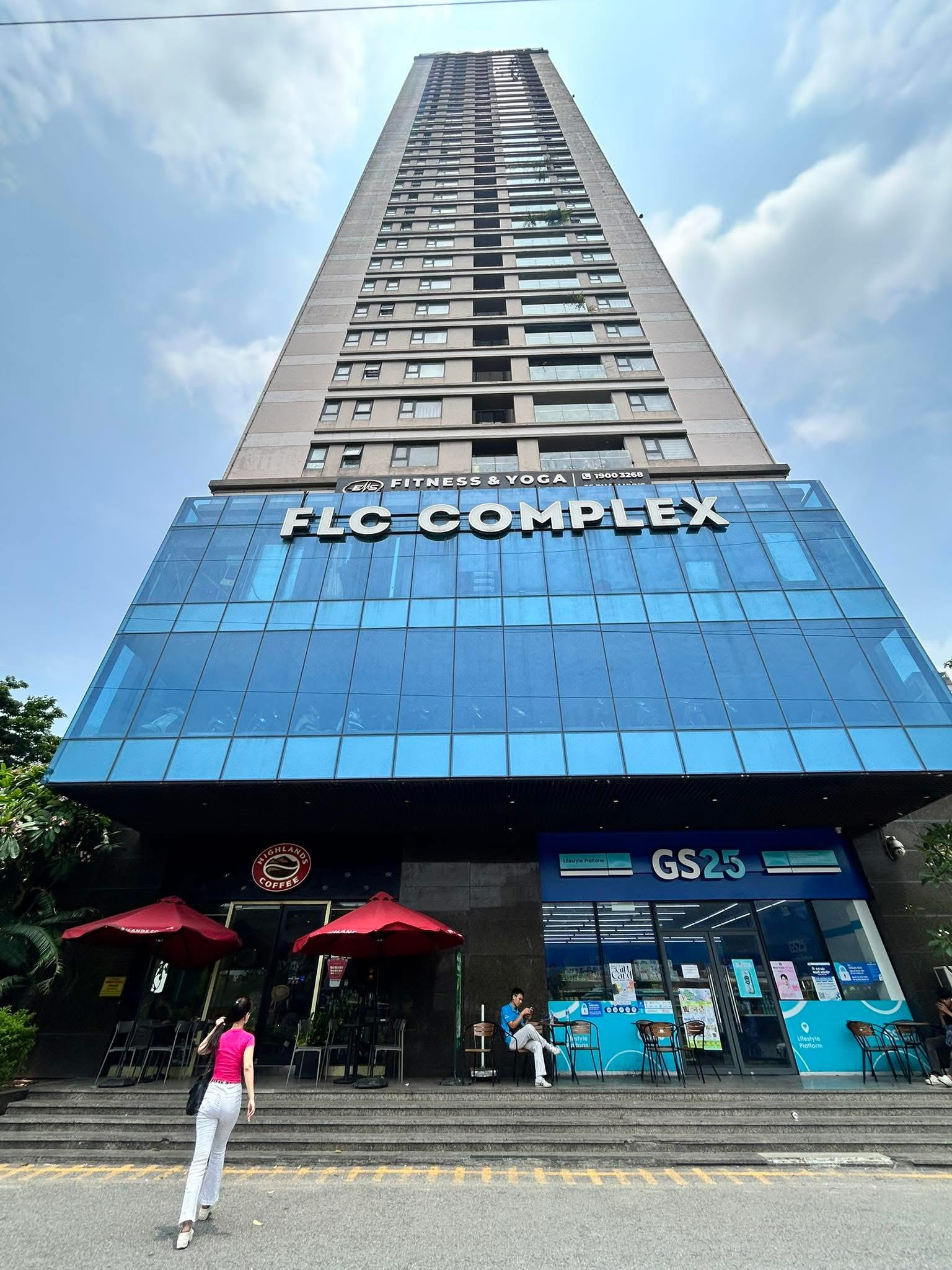 🏙️ BÁN CĂN GÓC FLC COMPLEX 36 PHẠM HÙNG 97M² – TẦNG 28 VIEW THOÁNG – 2 LOGIA – SLOT Ô TÔ VĨNH VIỄN – NỘI THẤT GỖ LIM CAO CẤP – SỔ ĐỎ CHÍNH CHỦ – GIÁ 8,35 TỶ ☎️ 0982 318 676 Nga