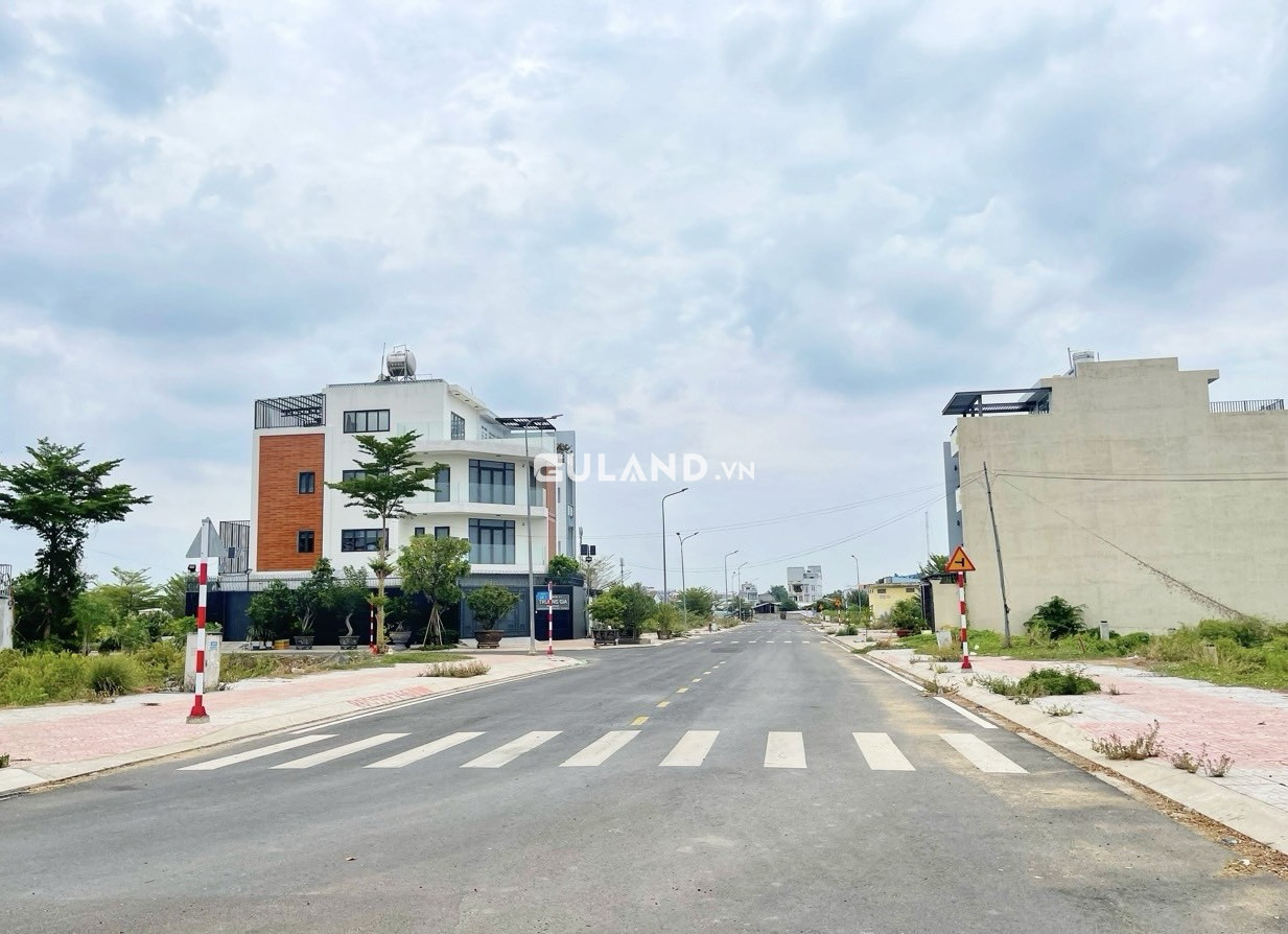 ĐỊNH CƯ ÚC, NÊN BÁN GẤP NỀN 108M2, KHU THANH NHỰT, PHƯỚC KIỂN, GIÁ 6.3 TỶ