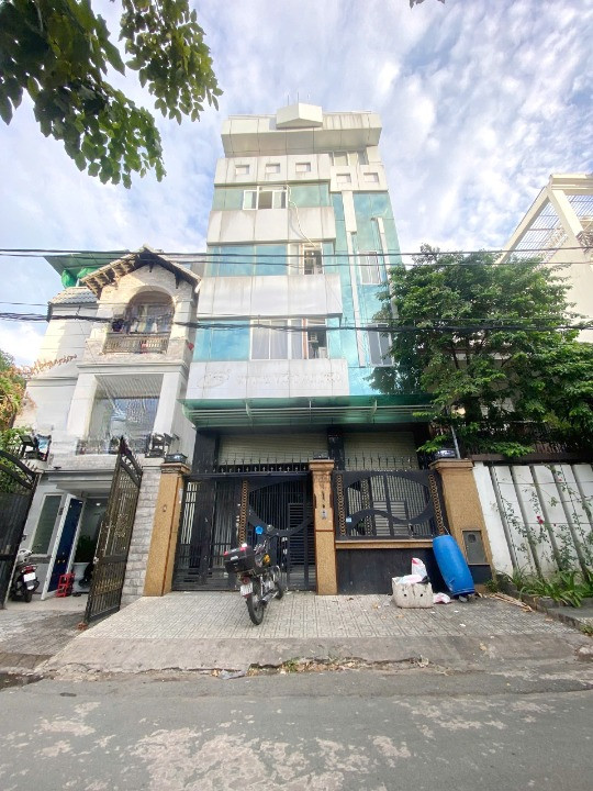 Chủ kẹt tiền giảm 4,5 tỷ nhà 6 tầng MT đường Phạm Huy Thông P7 Gò Vấp. Giá 20,5 tỷ TL