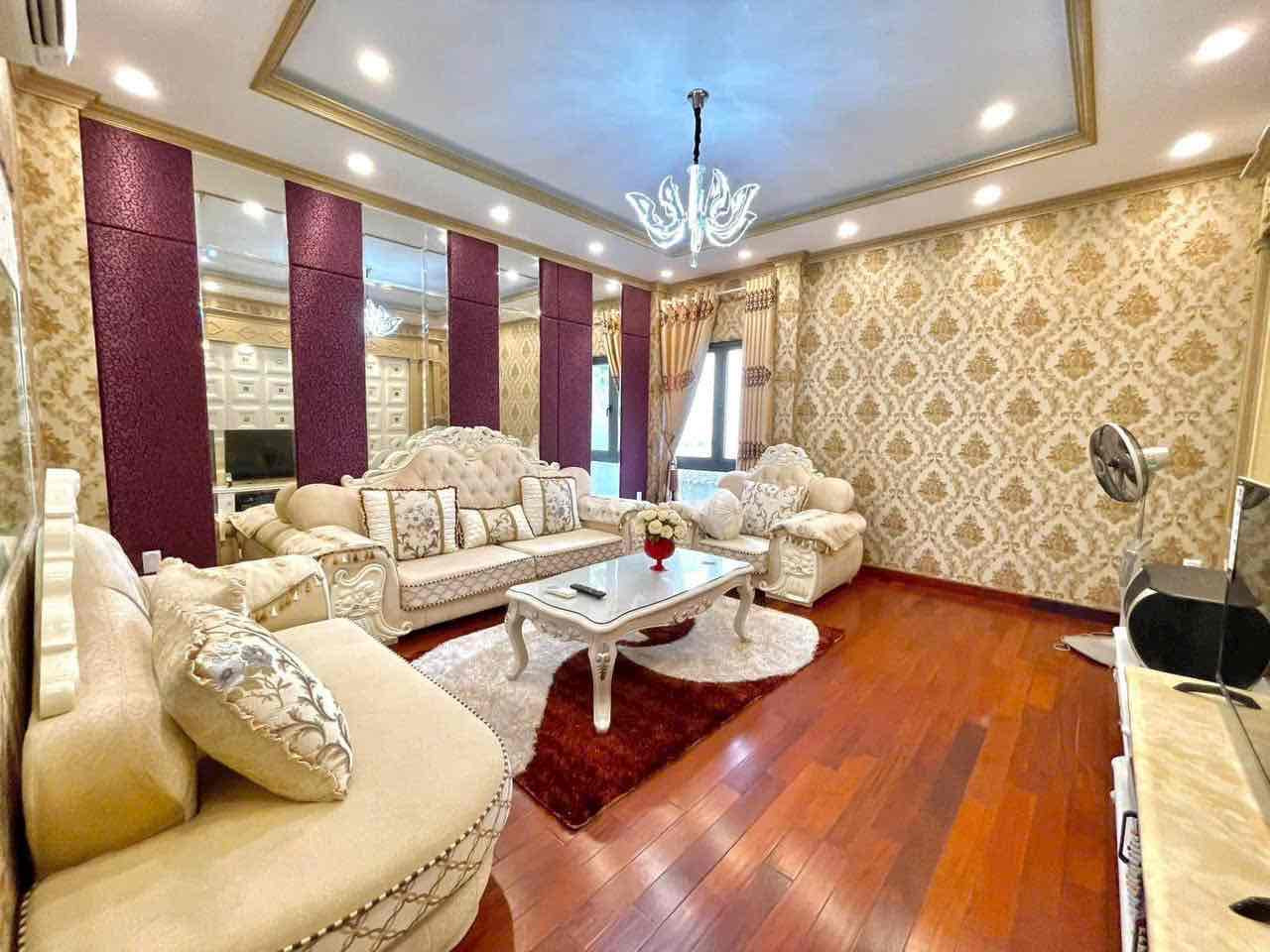 Bán biệt thự siêu đẹp nội thất cao cấp sang trung tâm Đà Nẵng