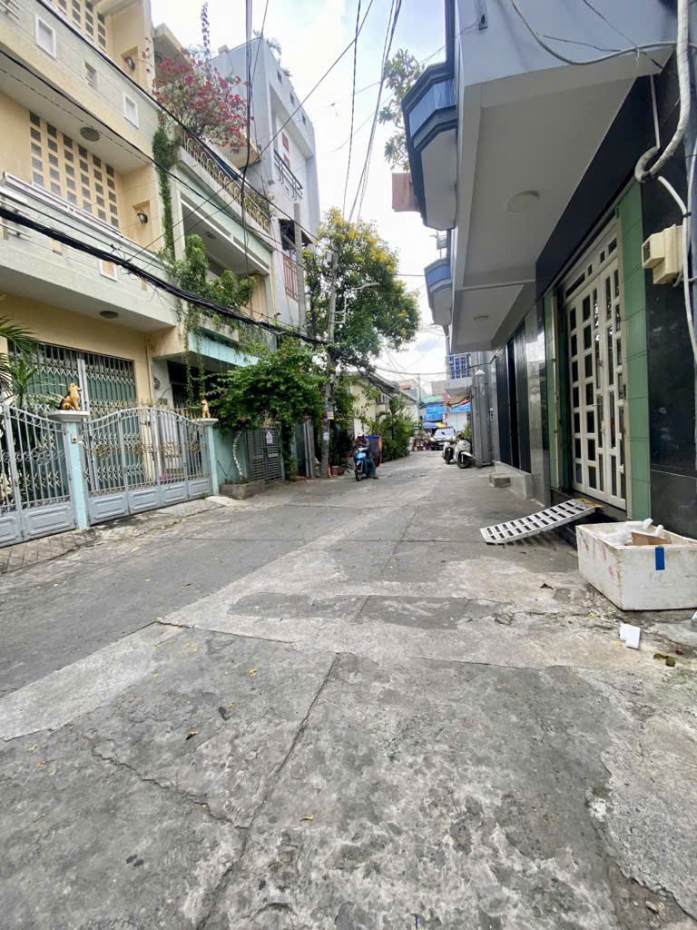 Bán gấp nhà HXH, 5 bước ra HX tải 1287 Đường Phạm Thế Hiển, P5 Q8. DT 46m2. Giá chỉ 4.95tỷ.