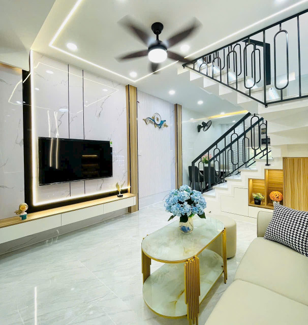 Nhà đẹp ngay Phạm Văn Chiêu, Gò Vấp (3.5x9), 4.x T.Ỷ còn thương lượng