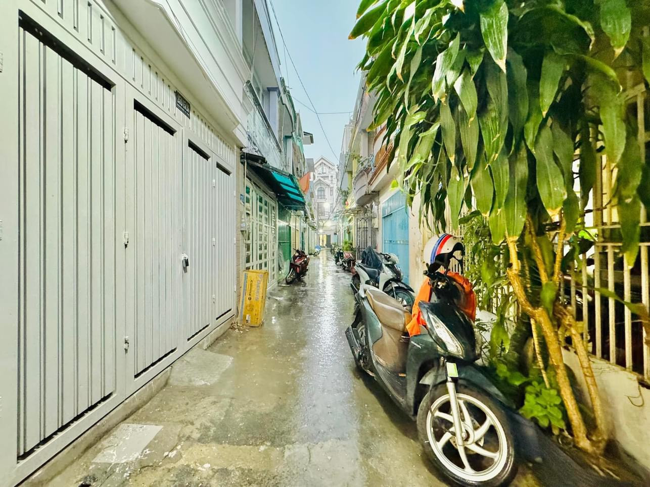 Bán gấp nhà Phạm Văn Chiêu,Gò Vấp. diện tích 4x10m giá 3tỷ29 1 trệt 1 lầu, 2PN, 2WC ban công thoáng sáng