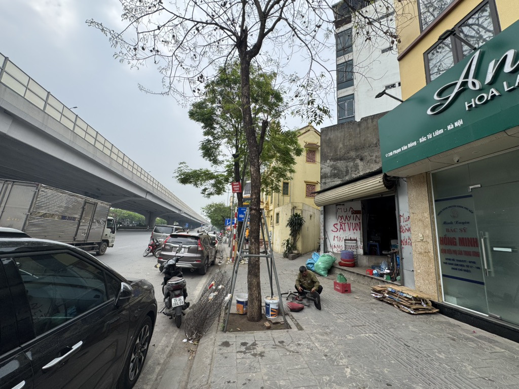 CỰC HIẾM! MẶT PHỐ PHẠM VĂN ĐỒNG, KINH DOANH ĐẲNG CẤP. MẶT TIỀN RỘNG, GIÁ TỐT