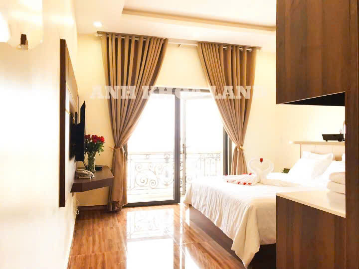 Bán Khách Sạn 2MT 4T +Sân Thượng Doanh thu 400tr/tháng Sát Phạm Văn Đồng Linh Đông.