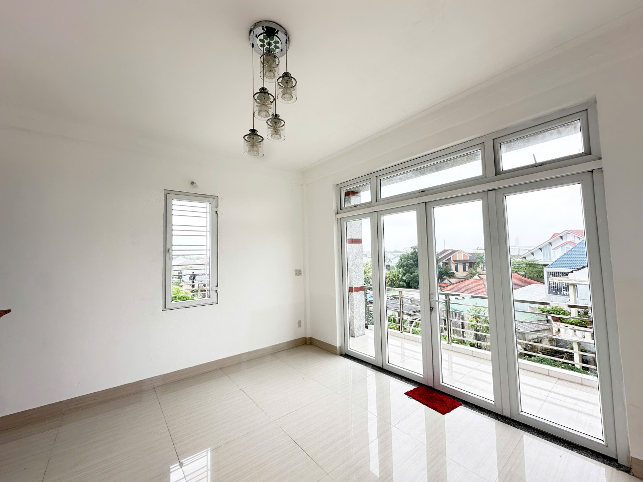 🏠 CHO THUÊ NHÀ NGUYÊN CĂN 3 TẦNG – MẶT TIỀN ĐƯỜNG DIỆU QUANG, TP HUẾ