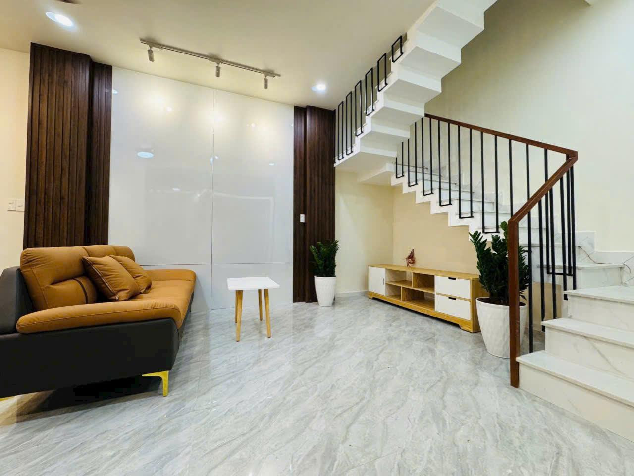 --Bán nhà hẽm 154 Phạm Văn Hai, phường 3, Tân Bình (4x24); góc 2MT