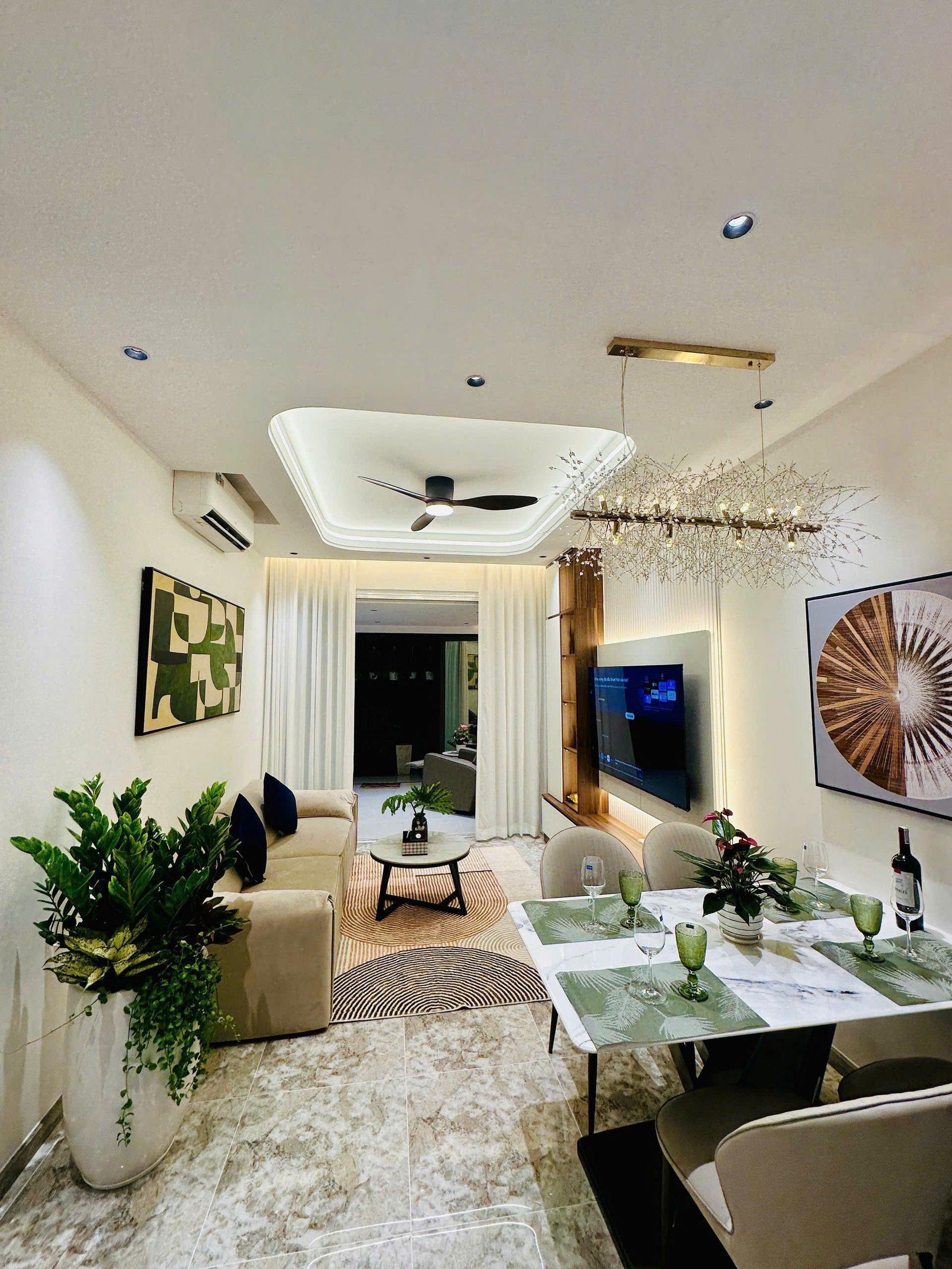 Cho thuê Căn hộ chung cư Sky Garden - 140m² 3PN 3WC tại Đường Phạm Văn Nghị Phường Tân Phong Quận 7 TP. Hồ Chí Minh