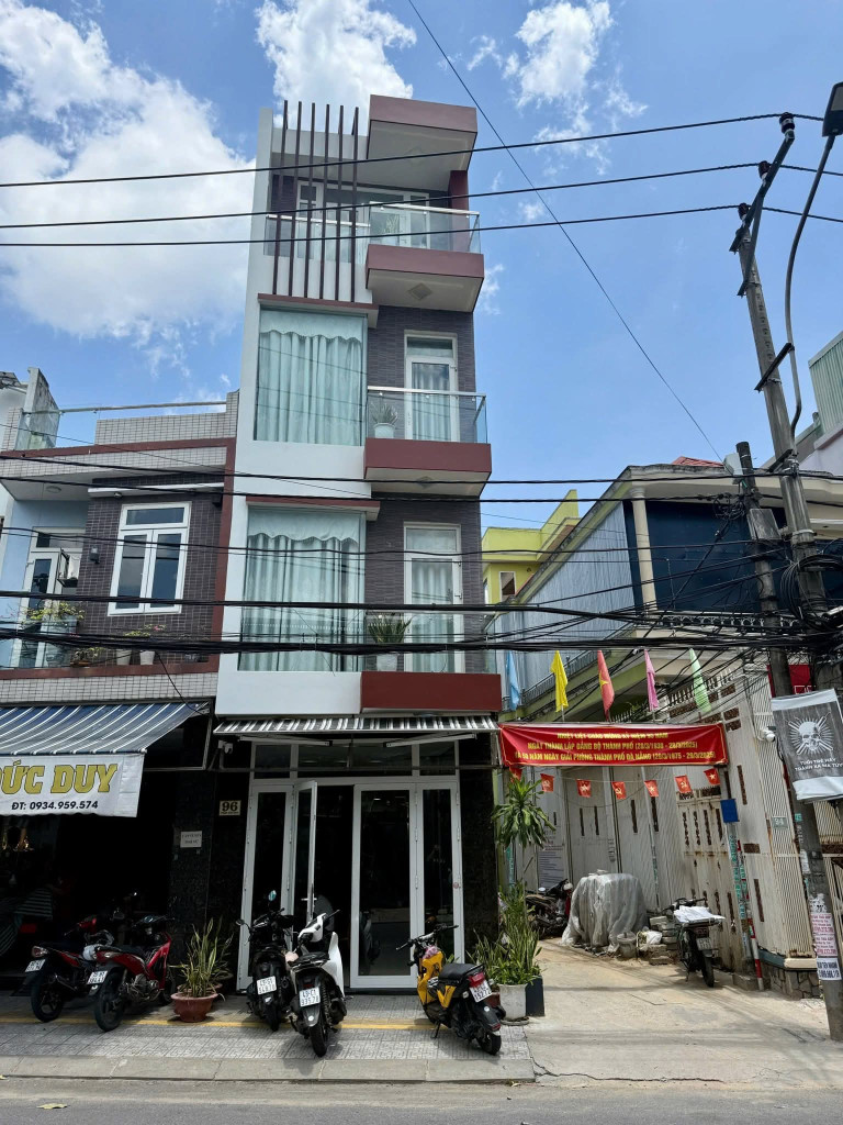 Nhà 4 Tầng Phạm Văn Nghị, gần Sân Bay, Kinh doanh sầm uất.