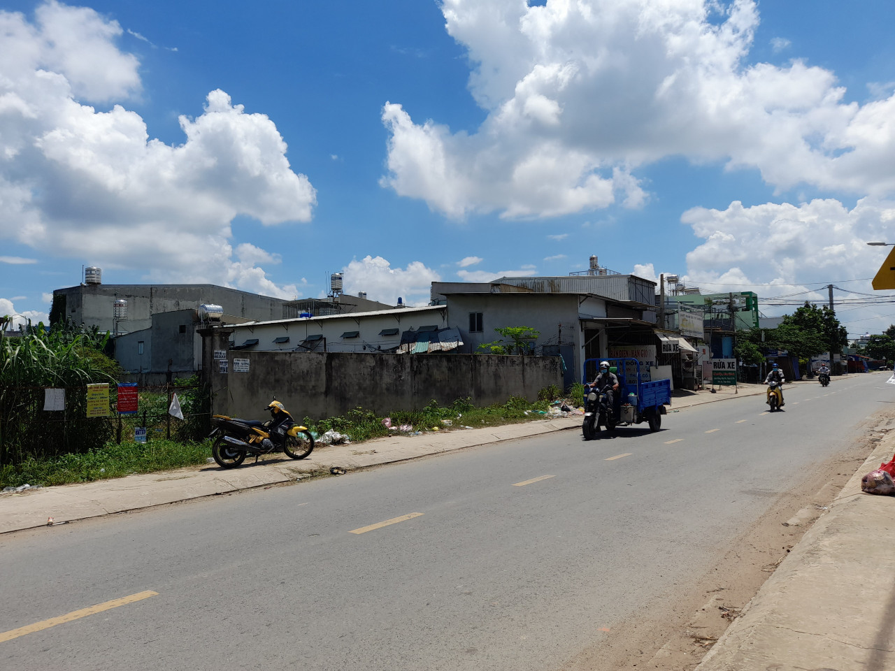 BÁN 12.000m² ĐẤT MẶT TIỀN PHẠM VĂN SÁNG