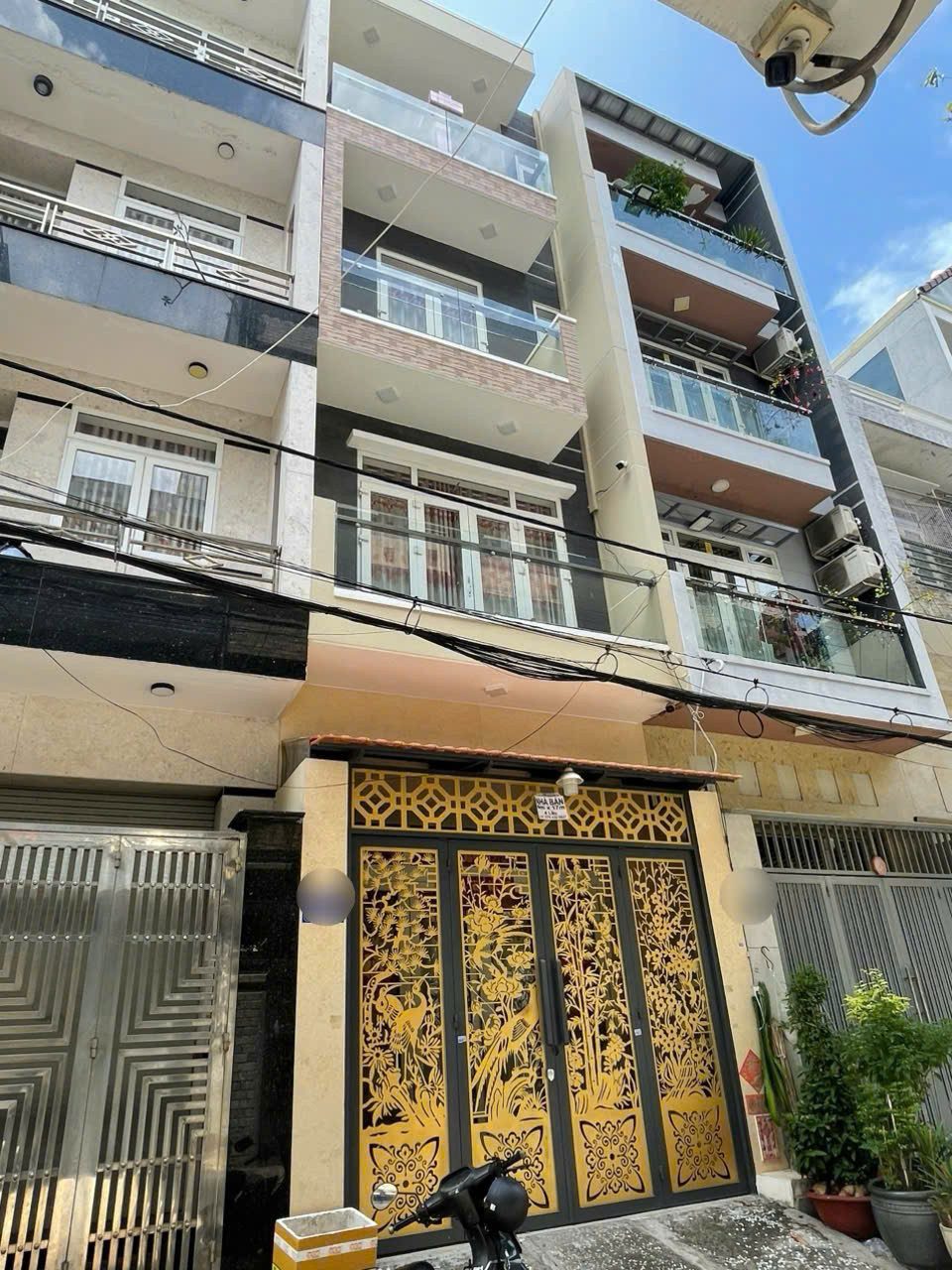 https://guland.vn/files/17799556556a17f7c76d465.jpg