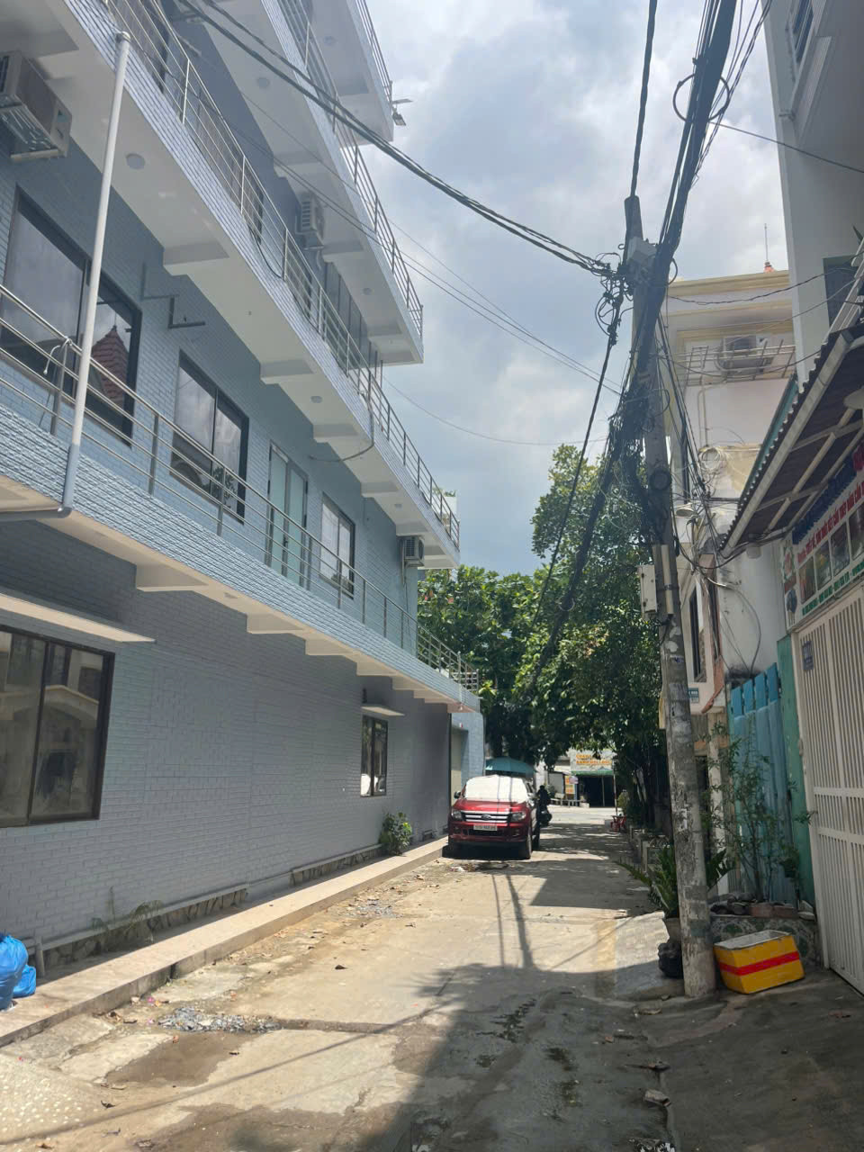 💥NHÀ HẺM 8M - 4 TẦNG BTCT - 5PN 6WC