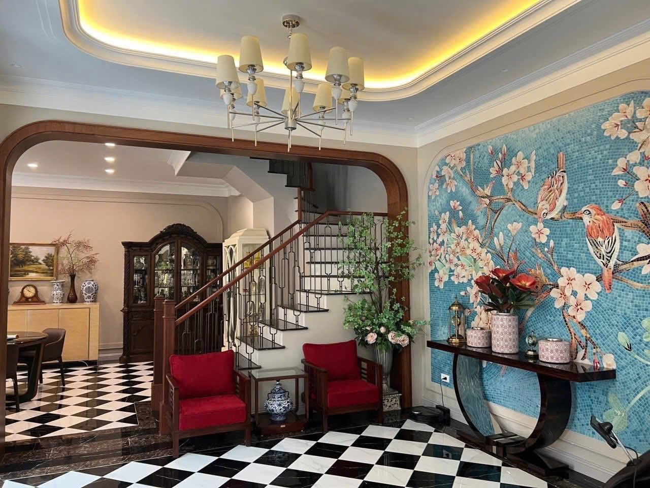 BÁN BIỆT THỰ KĐT THÀNH PHỐ GIAO LƯU. 180M2 - 4 TẦNG. LÔ GÓC.